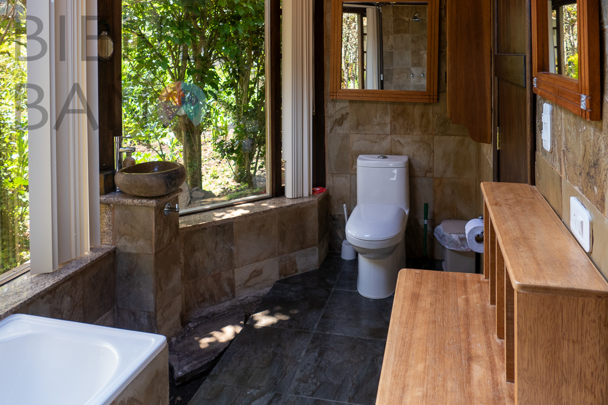 Cabañas en Lligñay con Panorámicas de Baños y el Oriente