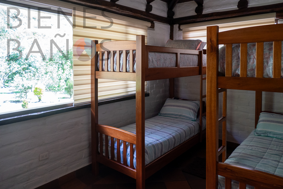 Cabañas en Lligñay con Panorámicas de Baños y el Oriente