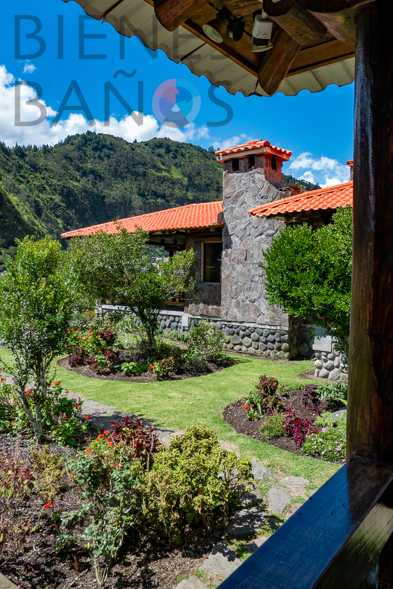 Cabañas en Lligñay con Panorámicas de Baños y el Oriente