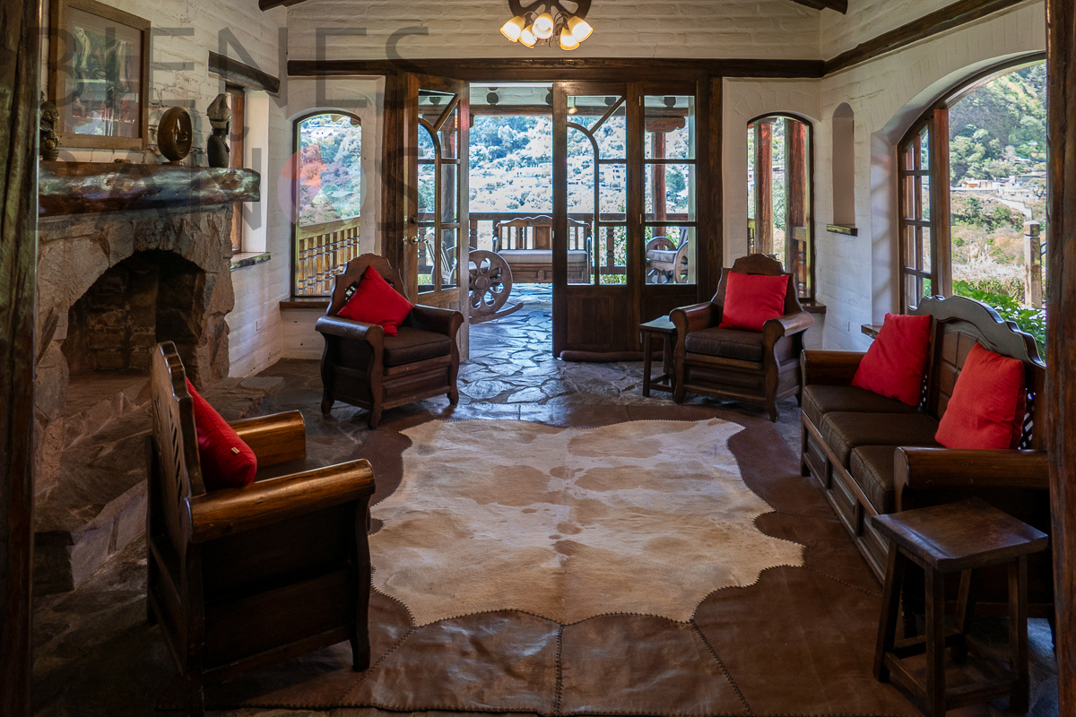 Cabañas en Lligñay con Panorámicas de Baños y el Oriente